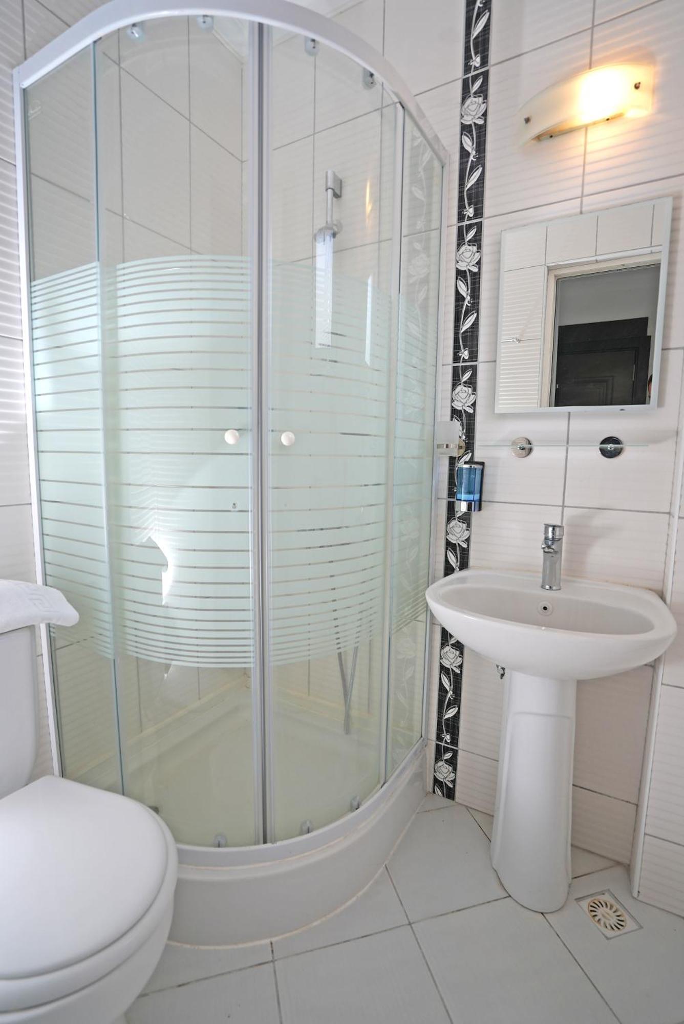 Oemer Aybak Beach Hotel Bodrum Eksteriør bilde